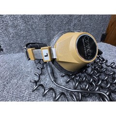 Vintage Realistic Nova 40 Stereo Headphones Tan Black Over Ear Coiled Cord 1/4in