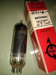 1x TV7D/U Test NOS/NIB GE USA branded ‘NL’ 6AQ5A 6GH5 EL90 ‘Smoked Glass’