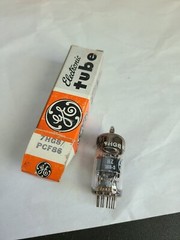 Lot 10 GE Electronic Tubes w Boxes 6LM8, 6CL6, 5J6, 3CY5, 7HG8 ETC