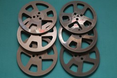 1 (one) 7-in Plastic Take-Up Reel for Reel to Reel Machines Empty No Tape Used