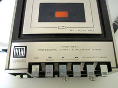 Marantz Superscope C-105 Portable Cassette Tape Player Recorder READ PARTS