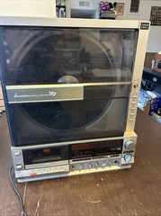 MITSUBISHI X-7 Interplay System Vertical Turntable – For Parts