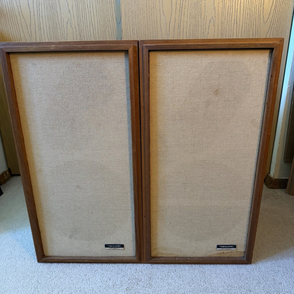 Radio Shack Realistic Optimus 1 Speaker (Set Of 2) Vintage Japan 8OHMS Wooden