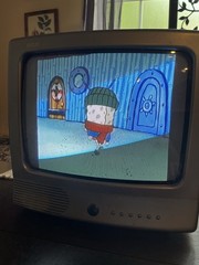 Vintage RCA X13101GS CRT Box 13 Inch TV 1993 – No Remote, WORKING