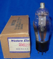 NOS / NIB Western Electric 262B Engraved Base Vacuum Tube