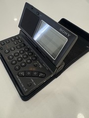 SONY ICF-SW100 RADIO WORLD BAND RECEIVER FM/MW/LW/SW Read