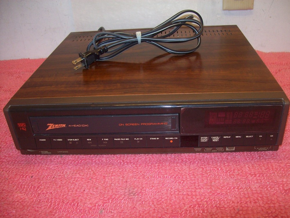 Vintage Zenith VRF255 4-Head VHS HQ VCR With On-Screen Programming, Tested,Works