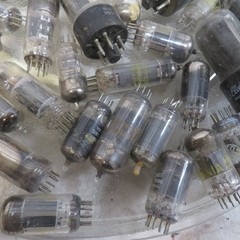 Lot of VTG Vacuum Tubes GE Tung-Sol Raytheon Radio Amp Valves Bulk – for Parts