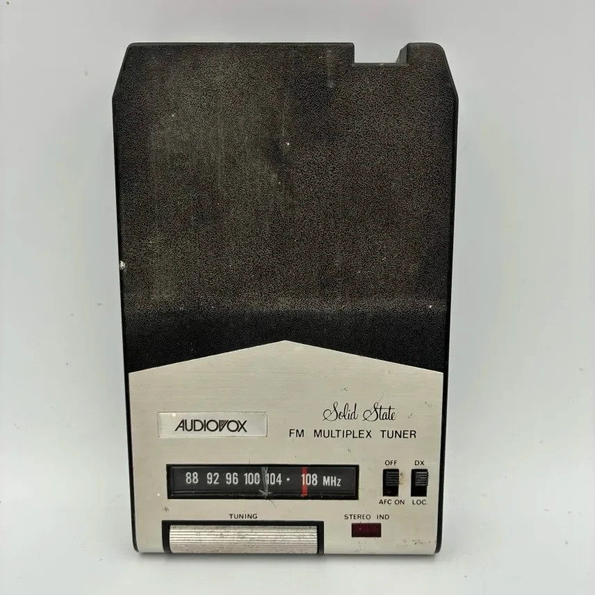Audiovox FM-8A FM Radio Multiplex Tuner Adapter For 8 Track Player DESCRIPTION