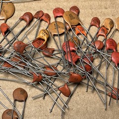 Sprague-AB-Mial-AECeramic Disc Capacitor Lot ASST Voltage Up To 1KV 94 Pcs.