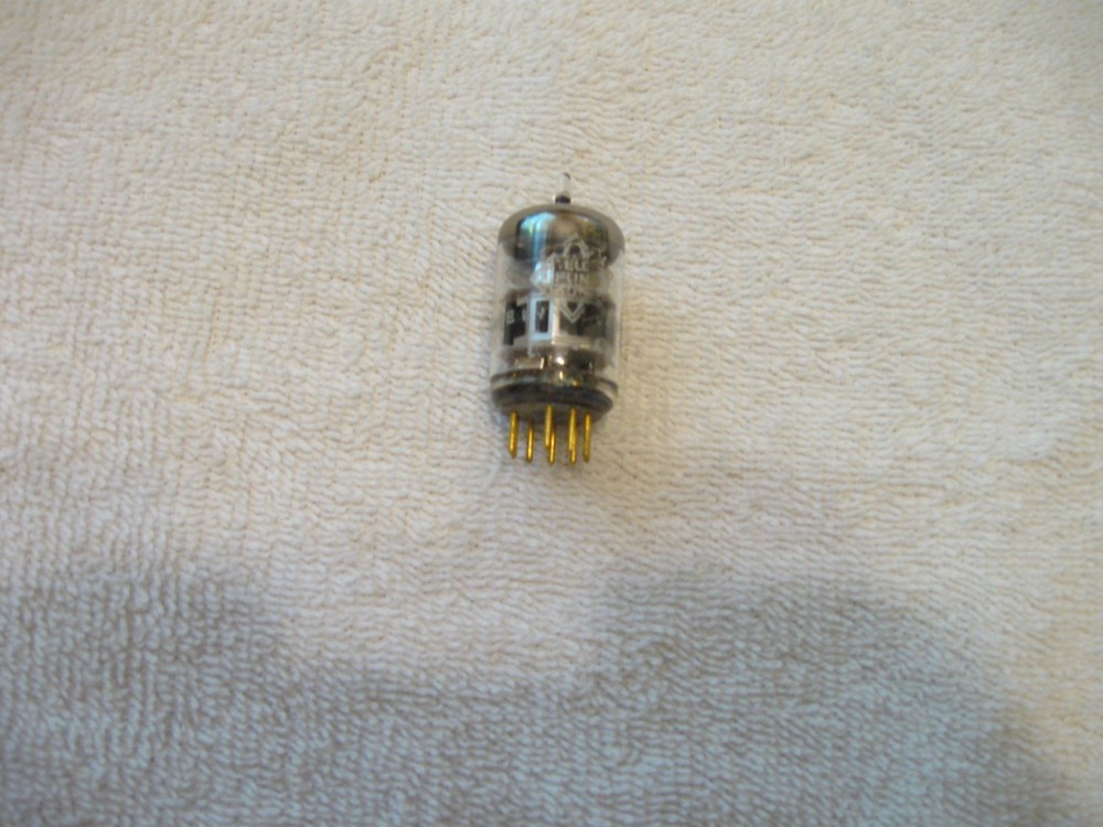 Telefunkem E88CC Gold Pins; Code #5020451 – 604 on top; Germany