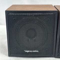 Realistic Minimus 0.3 Cat. 40-1250 Shelf Speakers 7 Watts Set of 2 VTG Untested