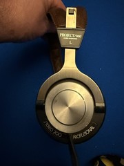 Vintage Project/One Stereo 200 Professional Headphones