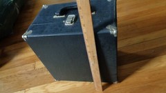 VINTAGE RECORD PLAYER MODEL 910 MADE BY HAMILTON ELECTRIC
