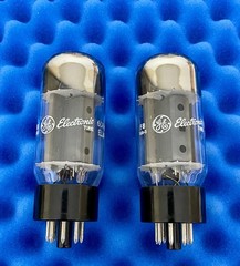 TWO GE 6CA7 EL34 Tubes /Amplitrex 👍/ STRONG PLATE CURRENTS / OO Disc Getter ’83