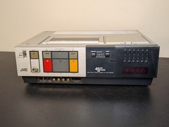 PARTS/REPAIR* JVC HR-7100U The Goldbergs vintage VHS-VCR Recorder/Player AS IS**