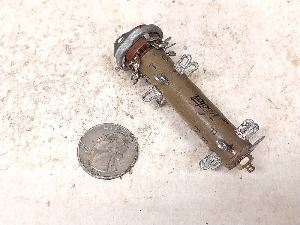 Nice Vector Long 9 pin Miniature Tube Socket Turret / Old Vintage Ham Radio Amp