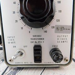 Vintage Ohmite VT4-F Variable Transformer 3.5 amp POWERS ON – NOT TESTED Clean