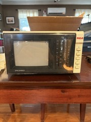 RCA Under Counter B&W Television / Radio(1987)Original Mounting Bracket Included