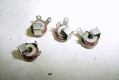 4 NOS Vintage 1/8″ 3.5mm Phone Jacks Mono Normally Closed (QTY Avail)