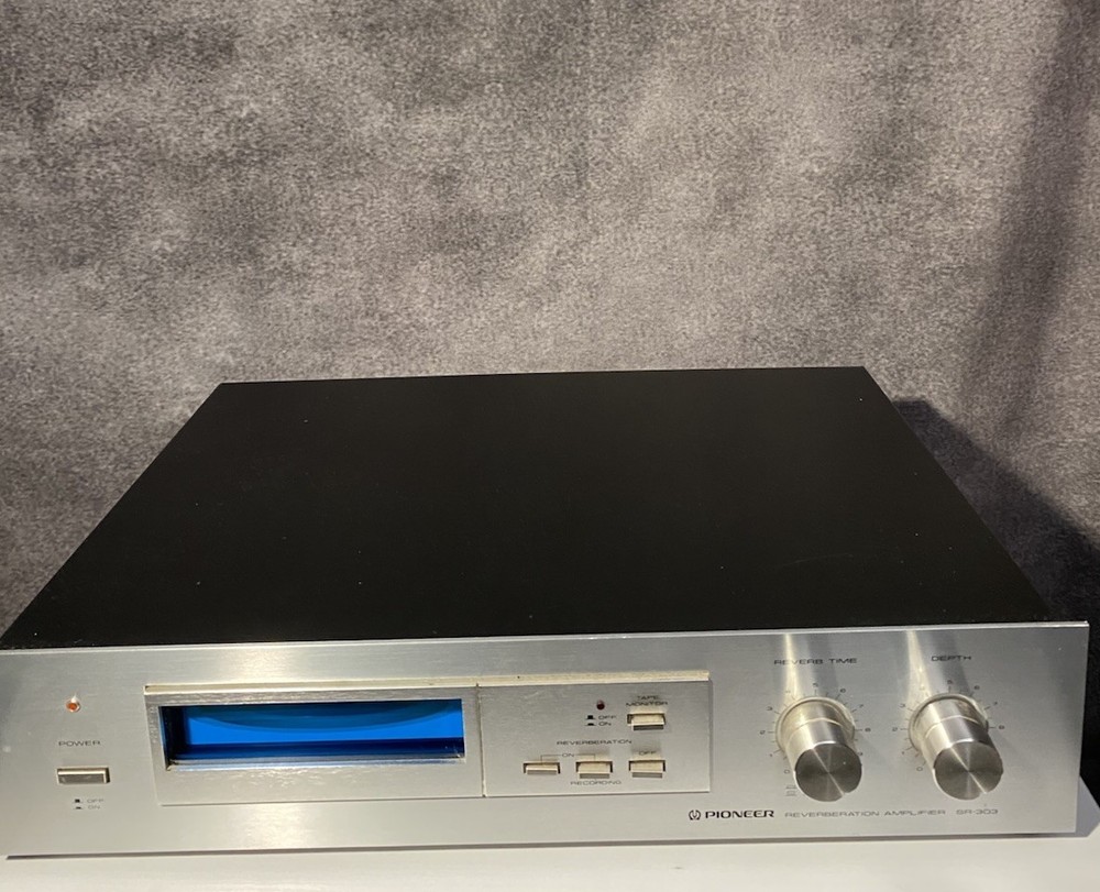 Vintage Pioneer SR-303 Stereo Reverberation Amplifier Silver Face Unit Time Port