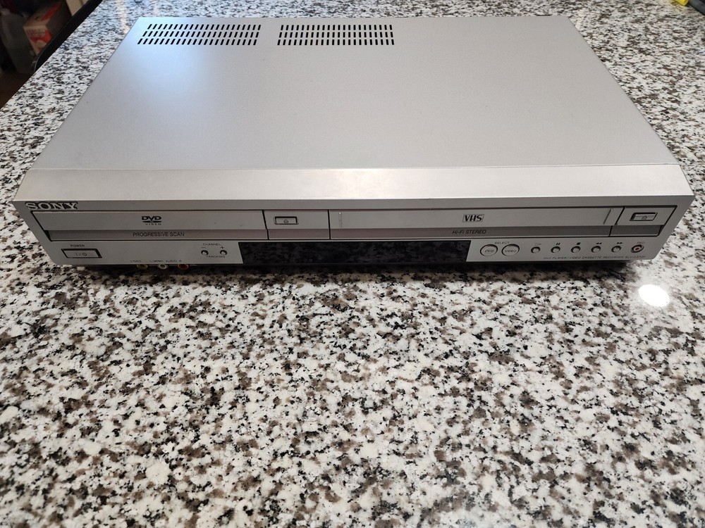 sony slv-d370p For Parts Not Working See Description