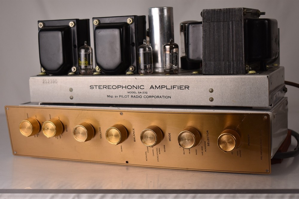 Vintage PILOT SA-232 EL84 Tube Power Amplifier & SP-210 Preamplifier -SERVICED-