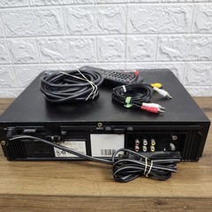 RCA VR622HF 4-Head Hi-Fi Stereo VCR VHS Player Tested Working w/ Remote Cables