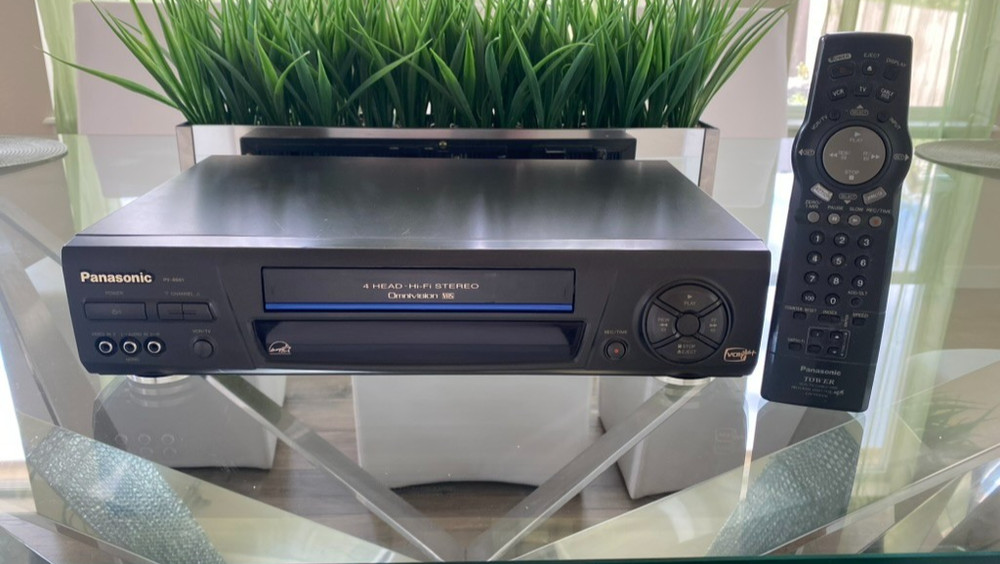 Panasonic PV-8661 4-Head Hi-Fi Stereo VCR Video Cassette Recorder With REMOTE