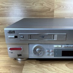 JVC HR-DVS2U VHS Mini DV Player Only AS IS, For Parts NO Returns BOTH Sides Bad