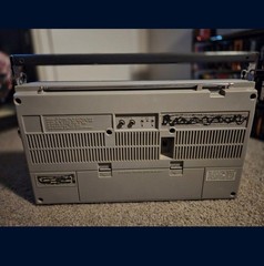 Realistic SCR-6 AM/FM Stereo Cassette Music System Works (Cord Not Included)