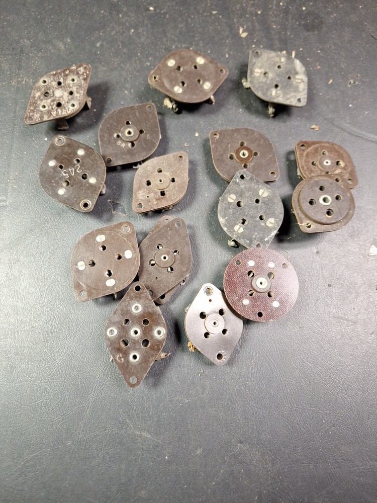 Vintage 4-pin Vacuum Tube Sockets Assorted 01A