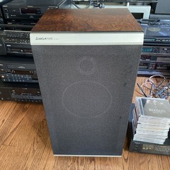 Vintage MGA Mitsubishi Electric Model SS-200 Speaker System 8ohms 30W Japan