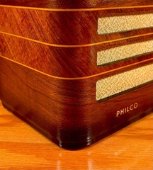 Old Wood Vintage Antique Restored Art Deco Radio Converted to a Bluetooth SPK!