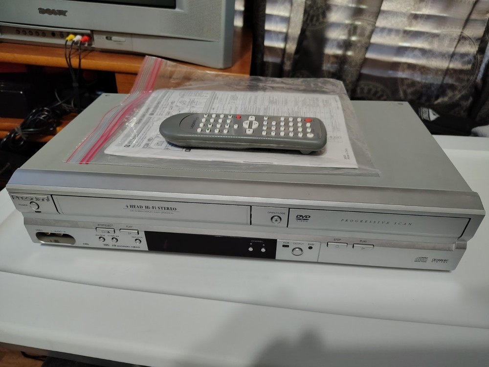 Presidian PDC-3286 VHS VCR DVD Hi-Fi 4head Tested WORKING W/ REMOTE!! +extras