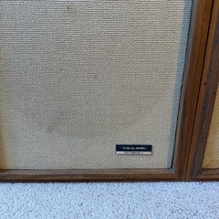 Radio Shack Realistic Optimus 1 Speaker (Set Of 2) Vintage Japan 8OHMS Wooden