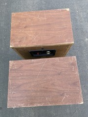 (SET OF 2) VINTAGE SANSUI SP-2500 FLOOR SPEAKERS