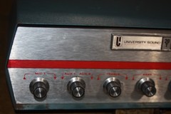 Vintage University Sound T-20 Power Line PA Amplifier – Powers Up – Lights Up
