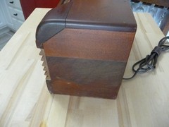 Delco R-1229 tube AM radio
