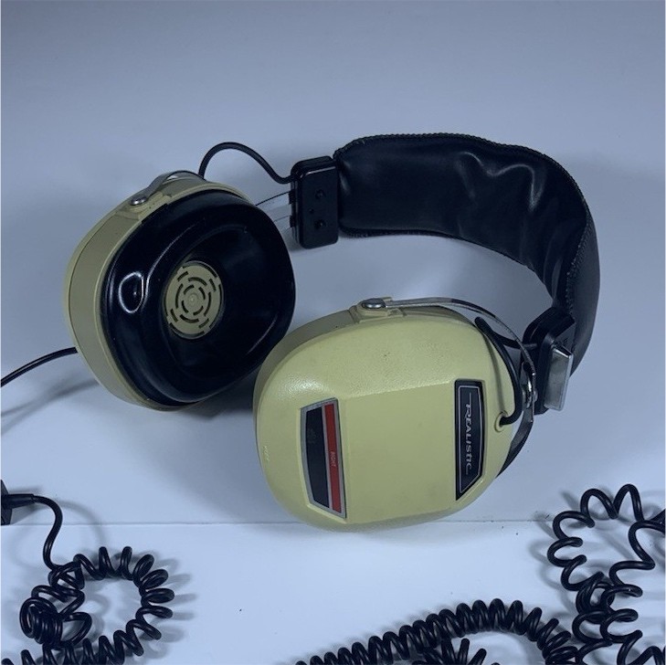 VTG Realistic Over-Ear Headphones Beige Black Adjustable Headband 6.35mm Double