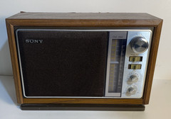 Vintage SONY AM/FM Desktop Radio Model ICF-9740W Wood Grain Tested Working MCM