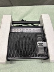 NOS Vintage Panasonic 2 Band AC-Battery AM FM Portable Radio Model RF-537-