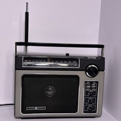 Vintage GE Superadio 7-2880B AM/FM Long Range Radio Made Hong Kong Works