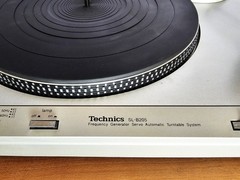 Vintage Technics SL-B205 TurnTable Record Player * Tested Working *