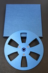 NEW ANALOG AUDIO 7″ X 1/4″, 6 WINDOW ALUMINUM TAPE REEL in BLUE -AKAI TEAC SONY