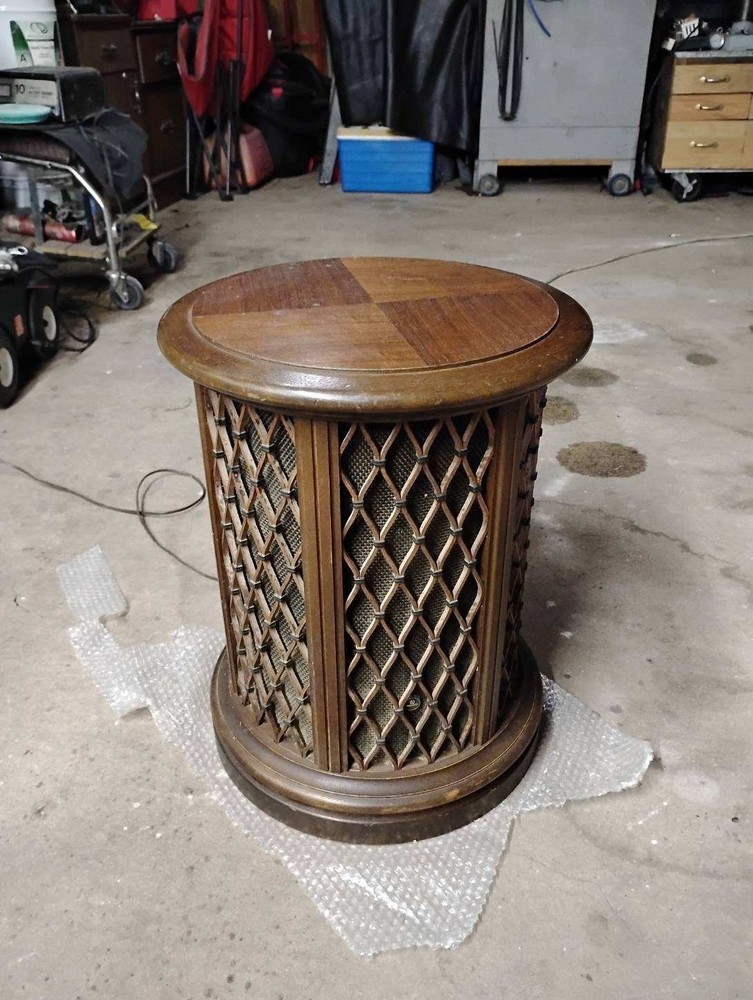 Pioneer CS-05 Omnidirectional Speakers/End Tables MCM