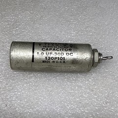 SPRAGUE VITAMIN Q CAPACITOR 1.0µF 300DC 130P101