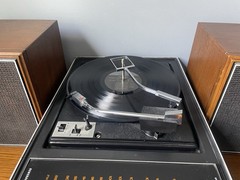 Vintage GE General Electric Stereo Console Turntable AM/FM Radio With Speakers