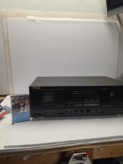 TEAC W-525R Double Auto Reverse Cassette Deck