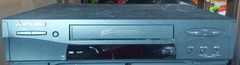 Mitsubishi HS-U446 VHS Hi-Fi VCR Video Cassette Recorder Tested No Remote